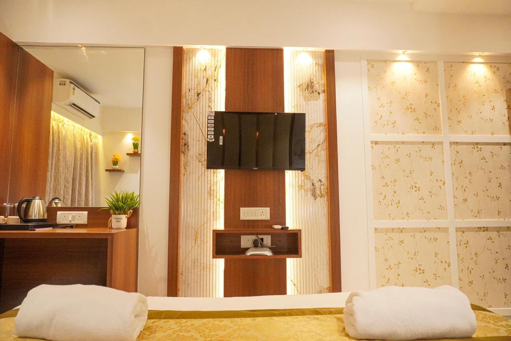 Hotel Spencer-Navi Mumbai Bagian luar foto