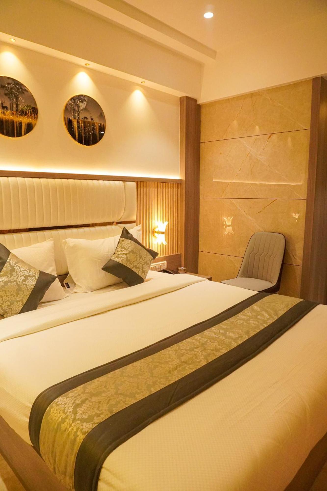 Hotel Spencer-Navi Mumbai Bagian luar foto