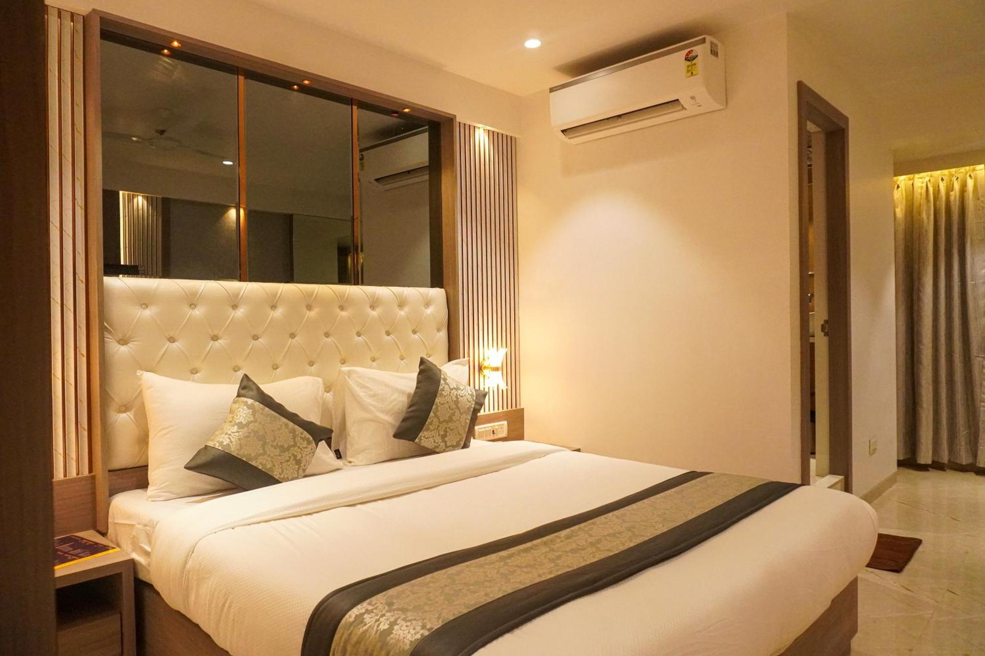 Hotel Spencer-Navi Mumbai Bagian luar foto